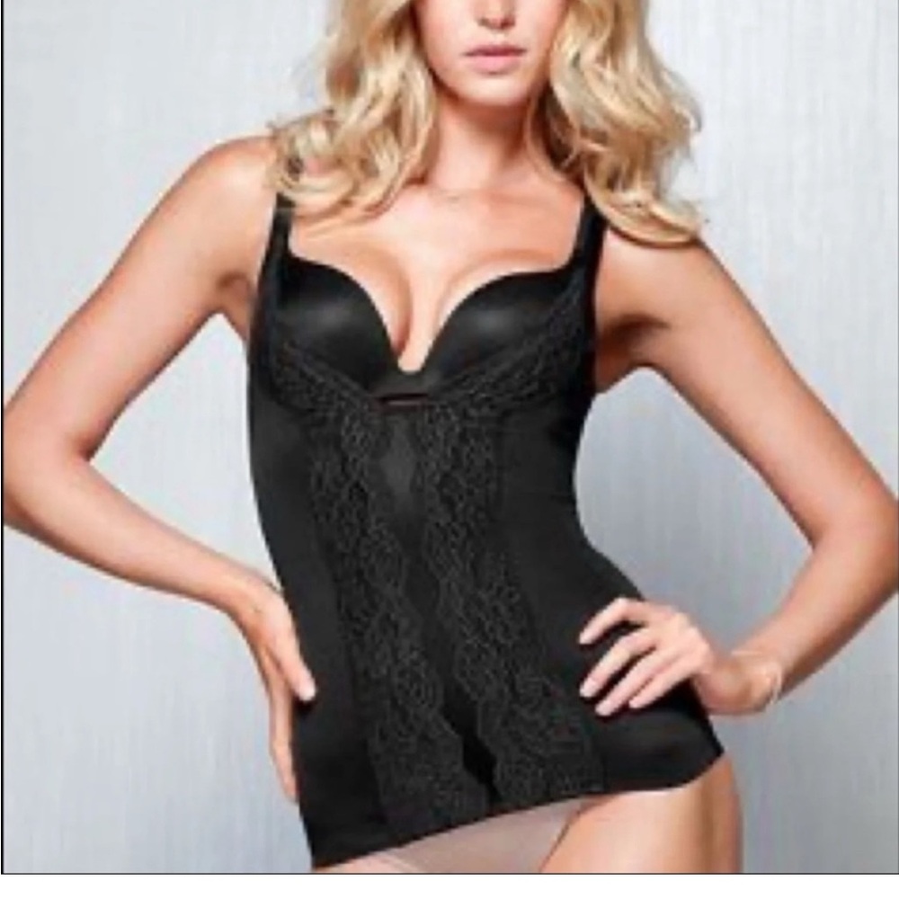Victoria's Secret Better on Top Slimming Tank Black Lace small Shapewear